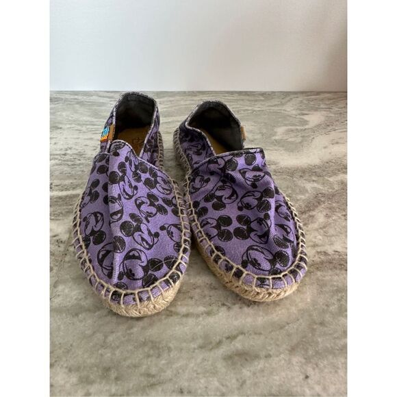 NWOT Disney Ubuntu Purple Mickey Mouse Print Handmade Shoes Size 6.5 - Picture 2 of 6